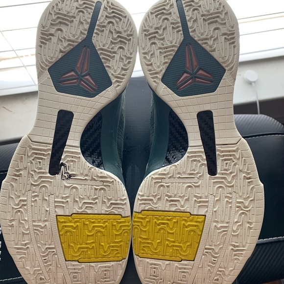 Nike Kobe 5 eybl - Picture 6 of 6